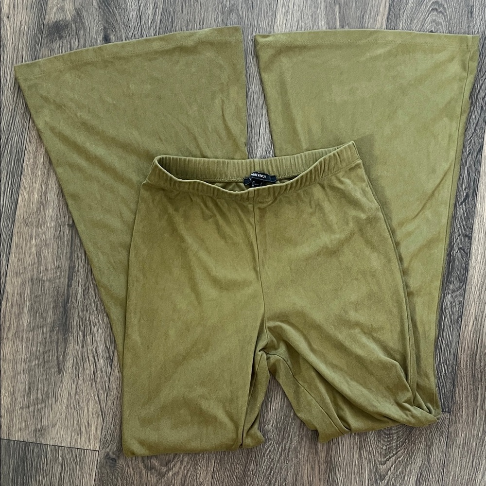 Forever 21 Velvet Elastic Waist Pants